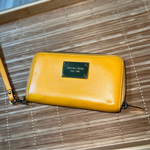 MICHAEL KORS Yellow Wristlet Wallet - Picture 1 of 11
